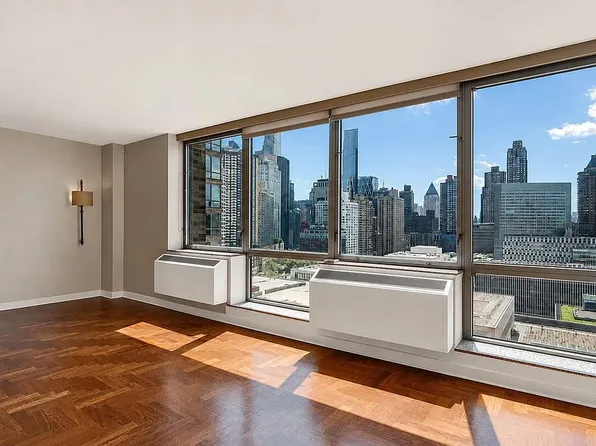 1965 Broadway APT 18H, New York, NY 10023