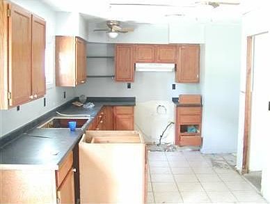 5th image of 1517 Stanford Dr