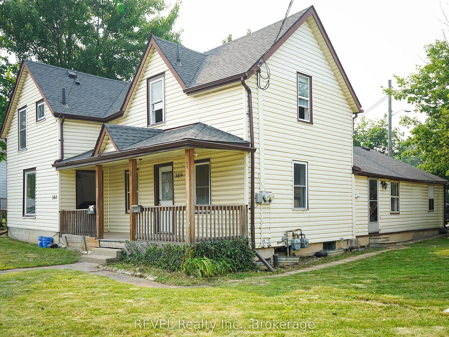 3 bed, $2,000 — Photo 1