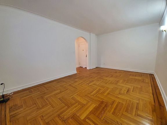 2nd image of 4215 43rd Ave APT B25