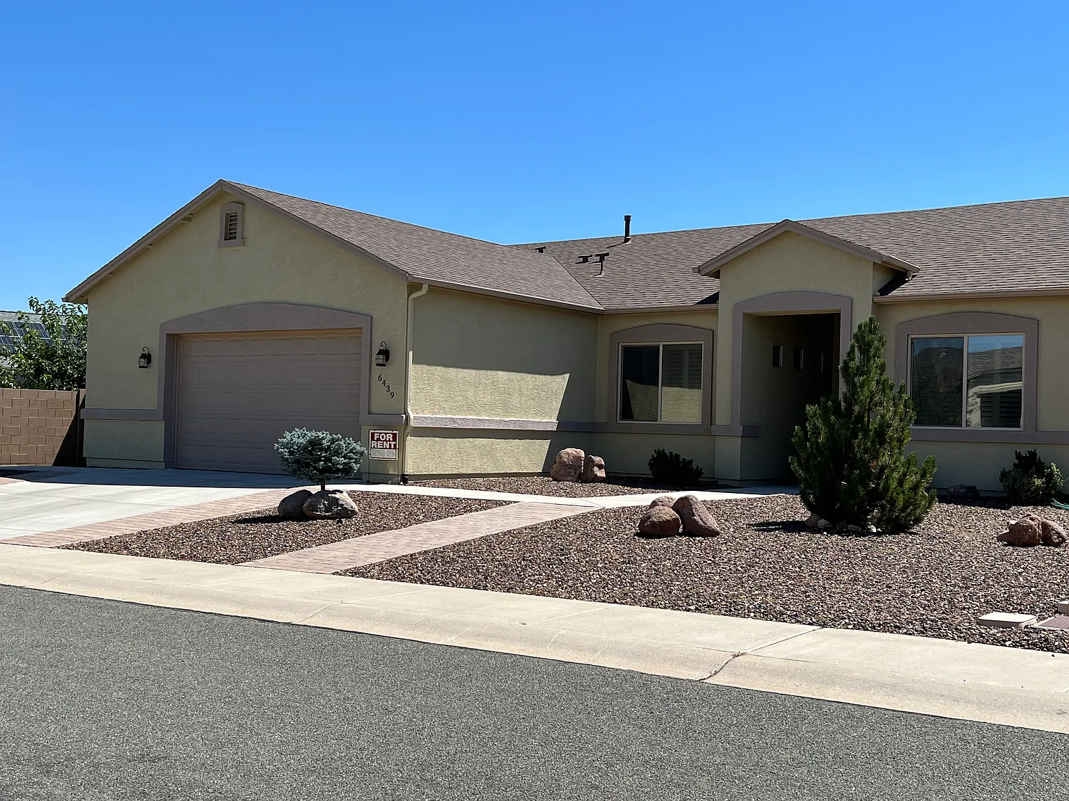 3 bed, 1736 sqft, $2,450 — Photo 1