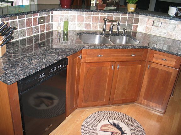 Tiled Backsplash, New Cabinets