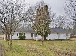 6954 Greenwich Rd, Westfield Center, OH 44251