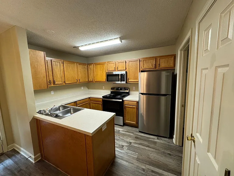15 Pinnacle Valley Rd — Photo 8