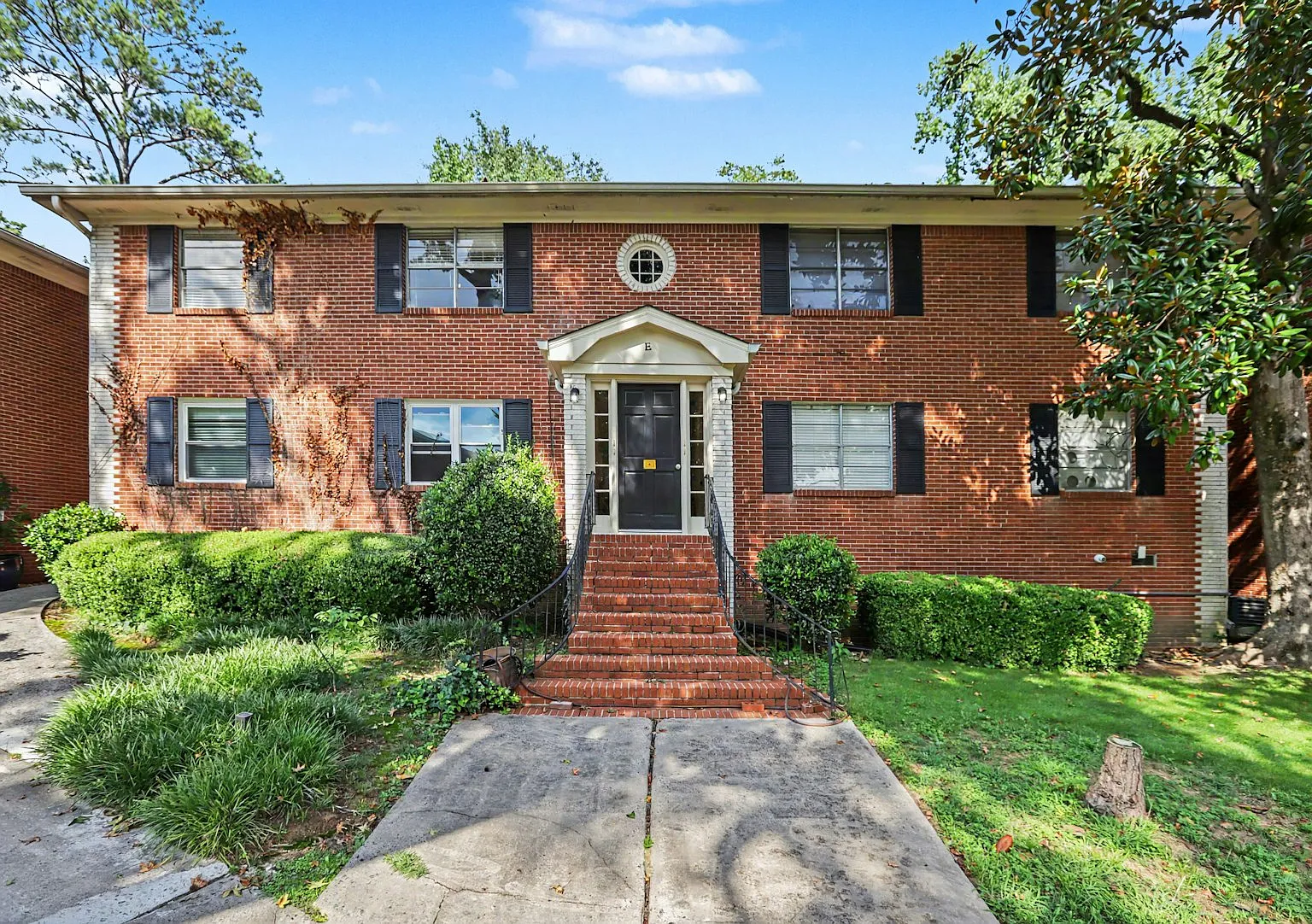 3535 Roswell Road Northeast, Unit E2 — Photo 1