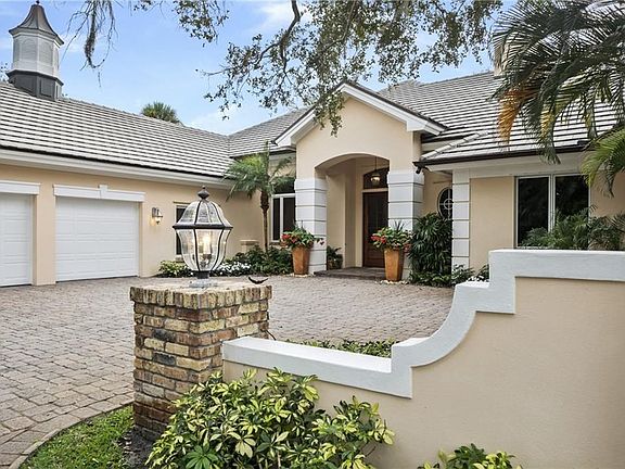 2nd image of 541 Shores Dr