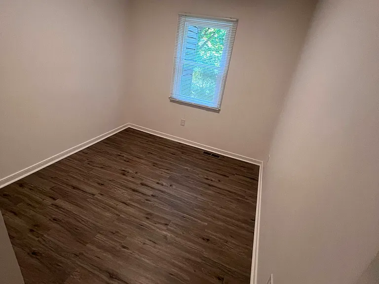 430 Hickorywood Cir — Photo 28