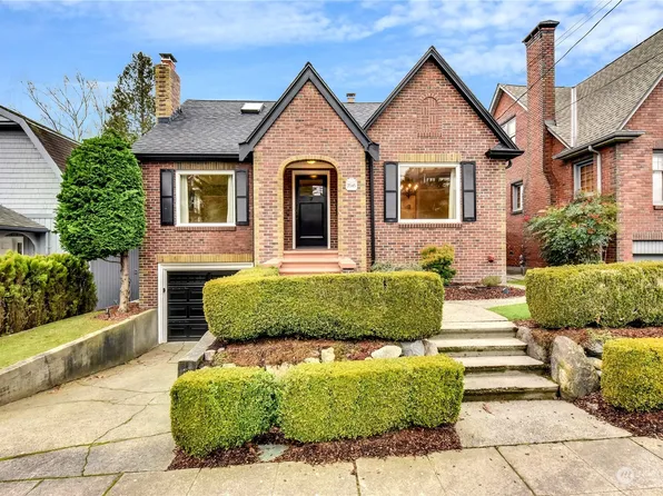 7545 1st Avenue NE, Seattle, WA 98115
