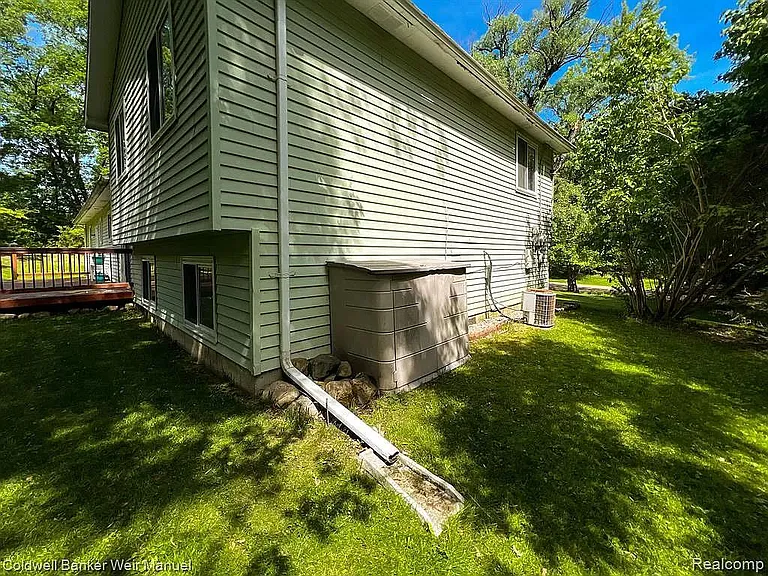 6995 Leytonstone Blvd — Photo 33