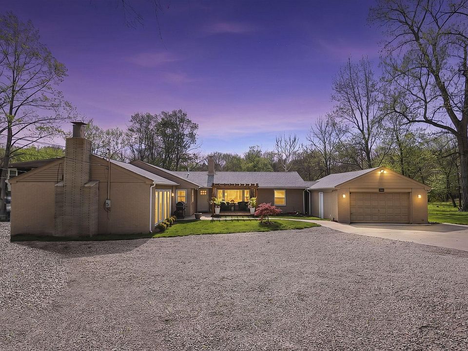 1st image of 10618 Riverside Dr