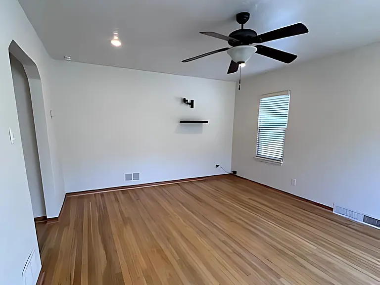 Upstairs Living Area