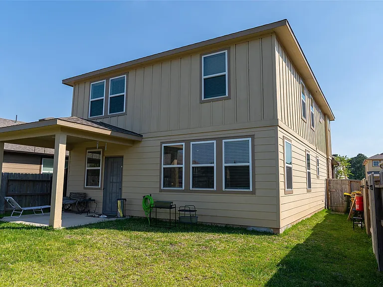 7010 Silverleaf Oak St — Photo 42