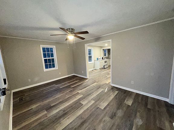 3rd image of 18 Danny Ct