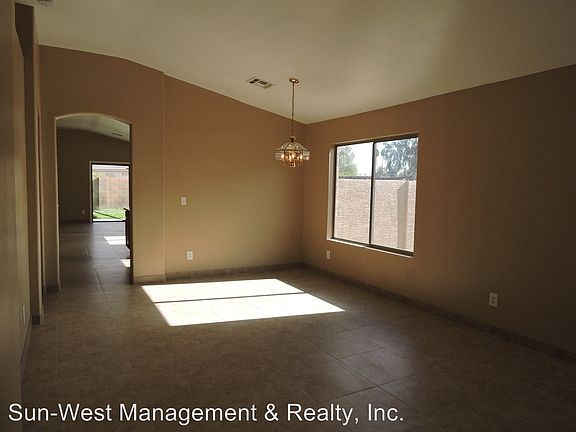 3rd image of 7305 N 68th Dr