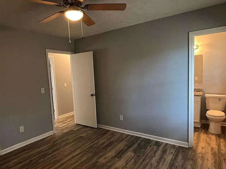 8337 Glenwoods Ter — Photo 2