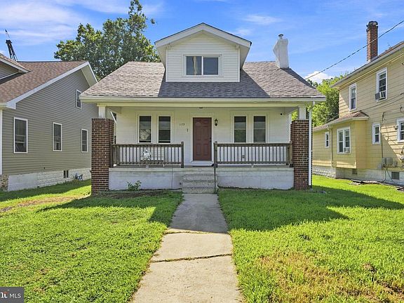 2nd image of 1179 Broadway