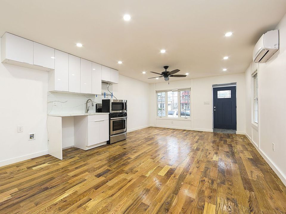 1st image of 3143 Avenue W