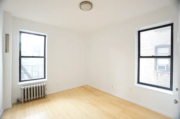 Rented by BRICK & GALO REALTY CORP | media 7