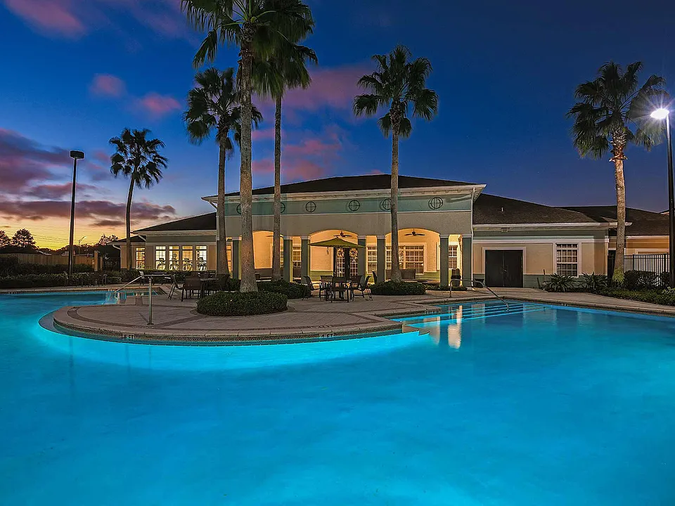 Villas at Gateway