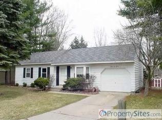 2111 Hamelon St, Lansing, MI 48910