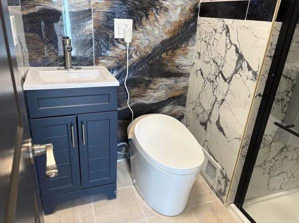 99 West 50th Street image 34 of 44