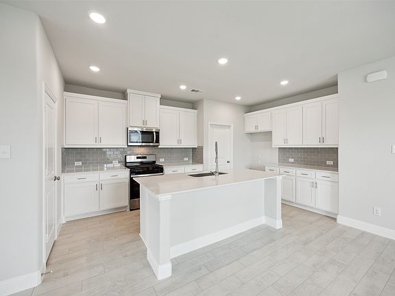 4th image of 1217 Cristiano Ln
