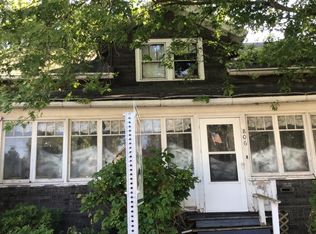 806 N Richmond St, Appleton, WI 54911