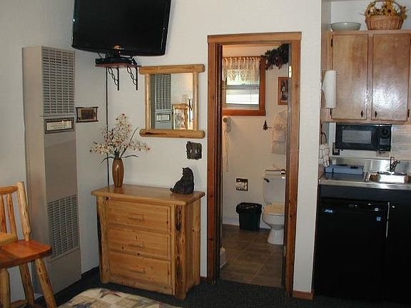 4th image of 6944 N Lake Blvd #16