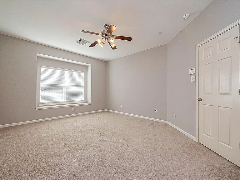 5203 Heatherdawn Ct — Photo 23