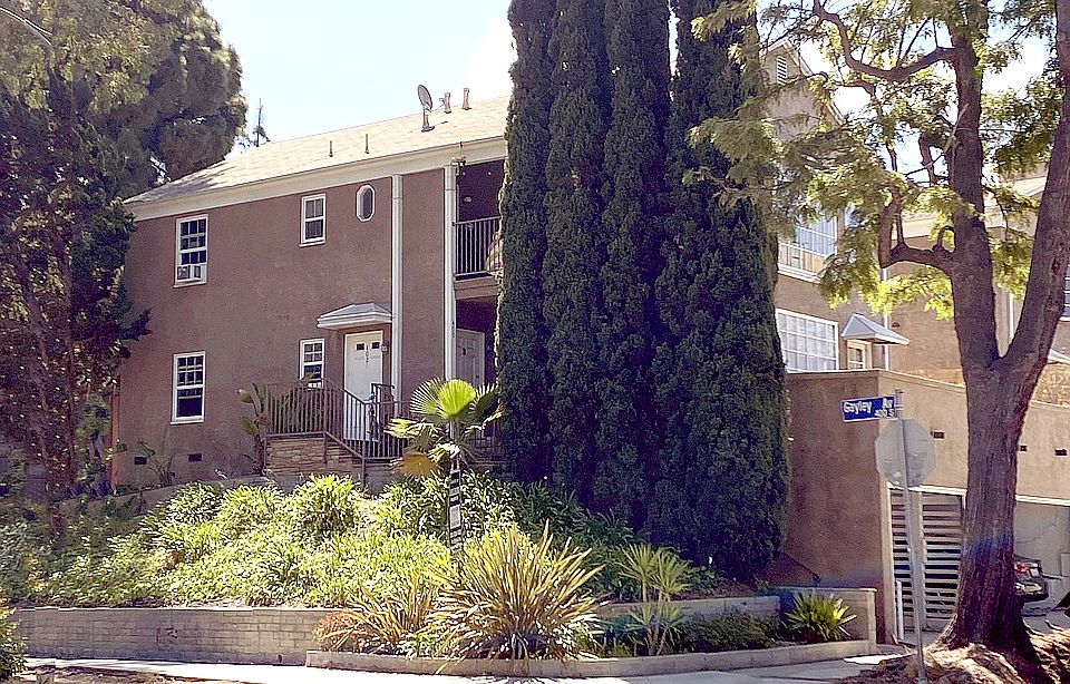 404 LANDFAIR AVENUE, WESTWOOD, CA 90024
