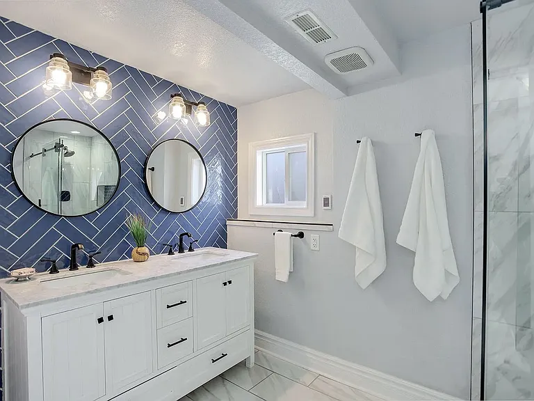319 Carter Ln — Photo 19