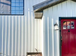 207 W Crystal Valley Dr #A, Middlebury, IN 46540