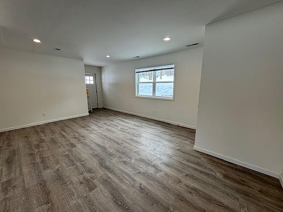 4th image of 11 Alexandra Matthews Rd #B