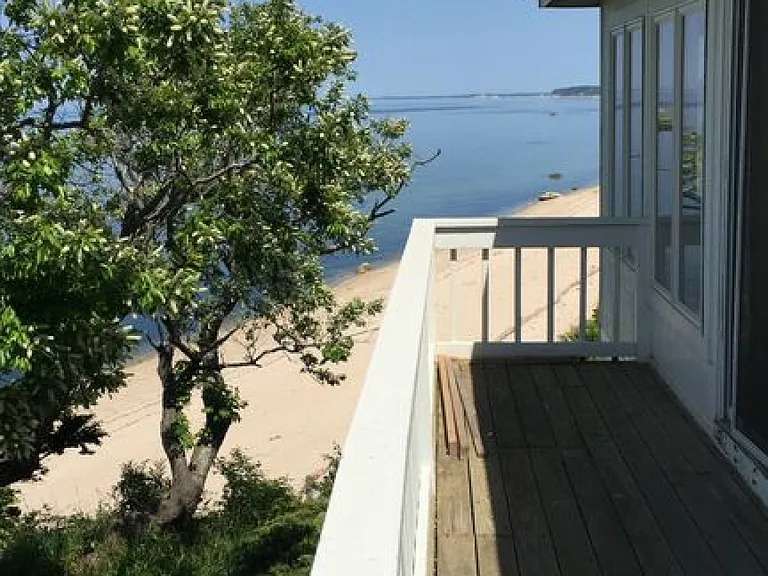 126 Cliff Rd E — Photo 18
