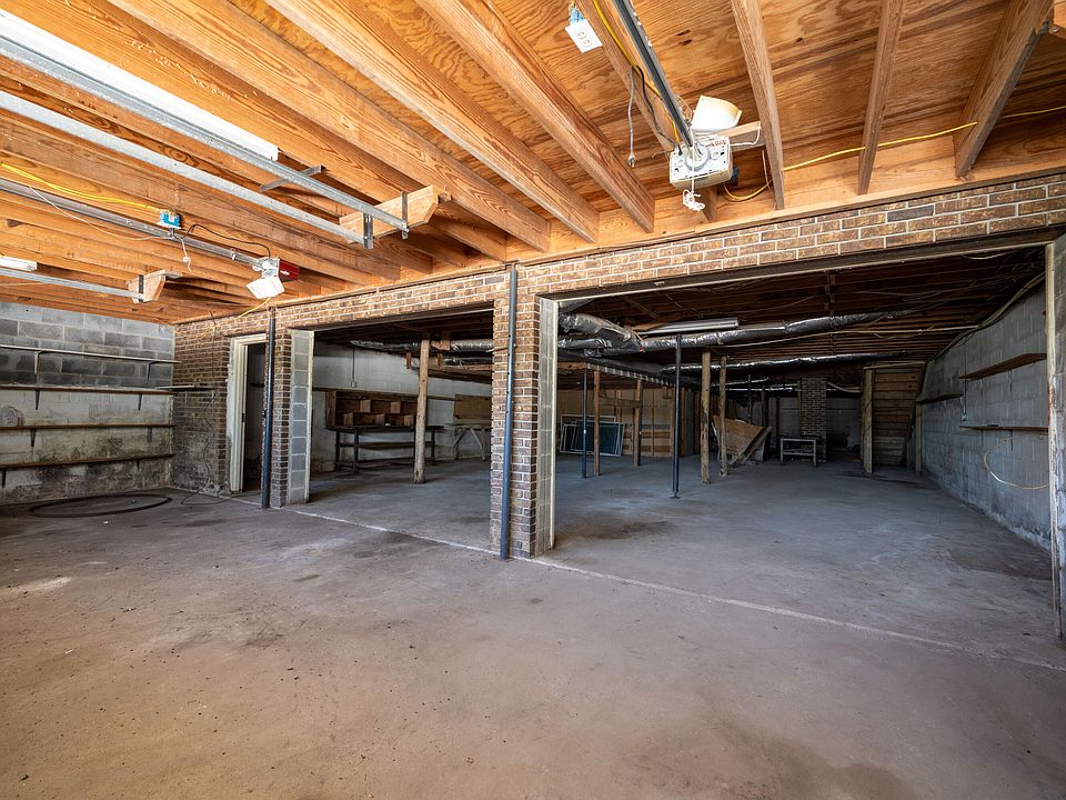 16th image of this home