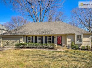 9607 Beverly St, Overland Park, KS 66207