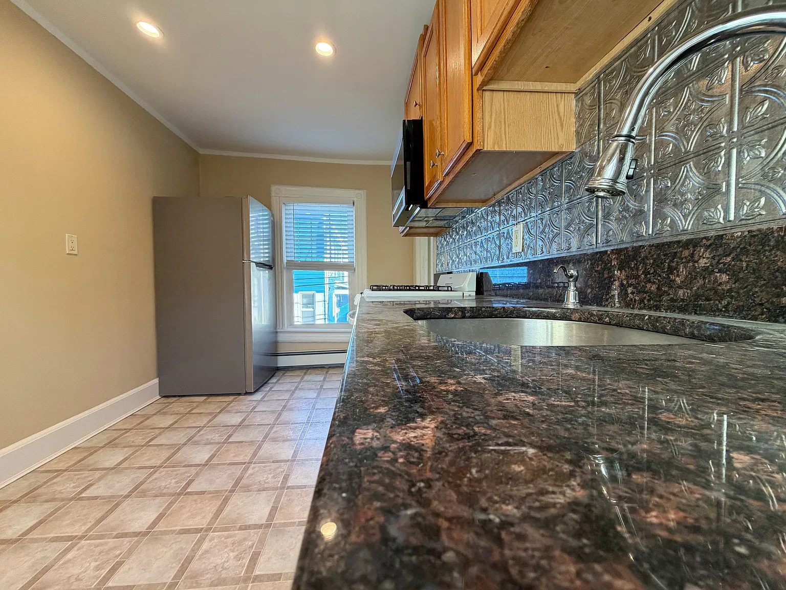 1 bed, 650 sqft, $2,550 — Photo 4