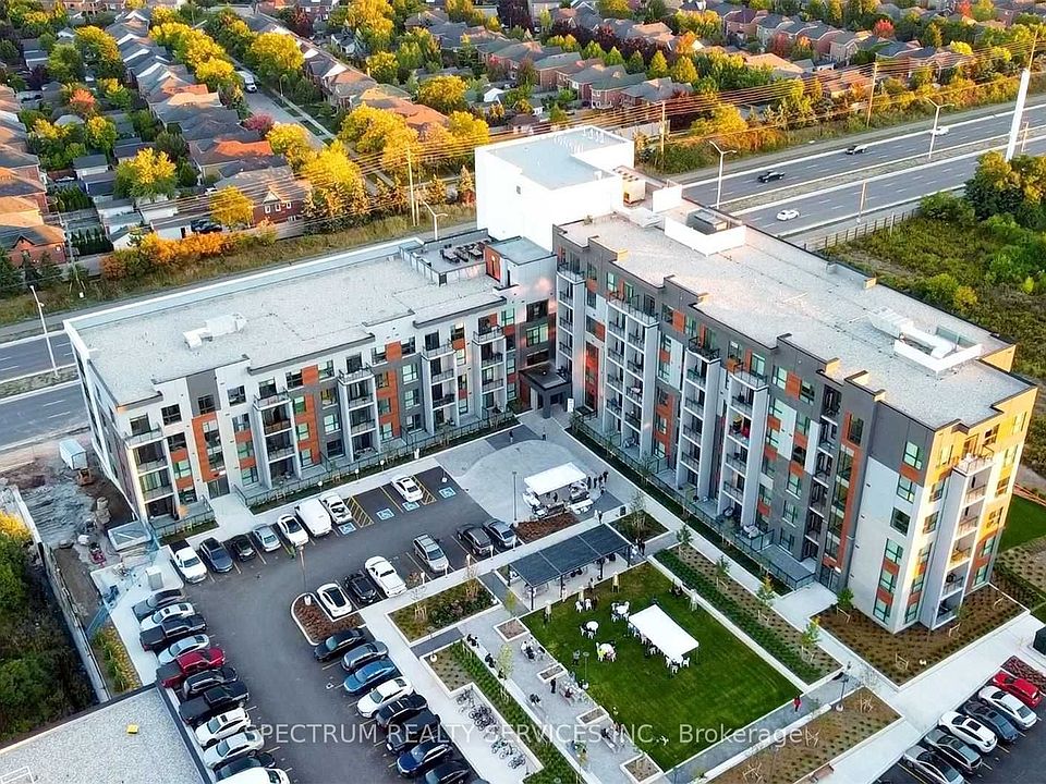 1st image of 95 Dundas St W #321