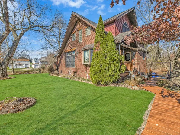 1146 Hickory St, Monaca, PA 15061