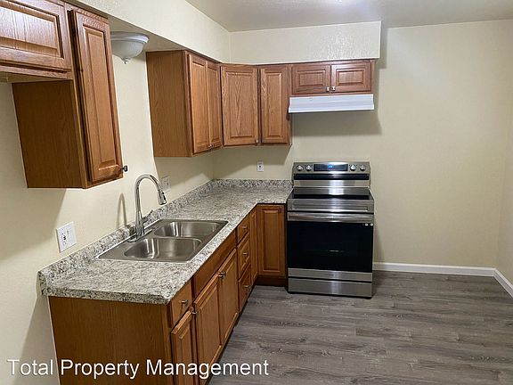 3rd image of 1921 W Princeton Ave #11667935