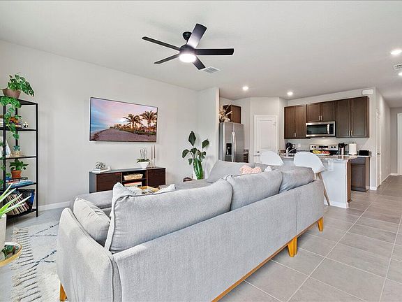5th image of 5712 Mentmore Drive