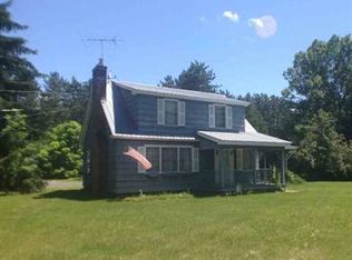 6 Fairview Ln, Hudson Falls, NY 12839