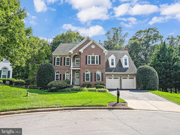 20761 Eastlake Ct, Sterling, VA 20165