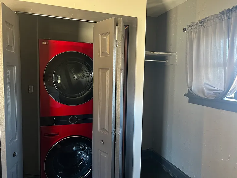 4106 Folsom Ave — Photo 8