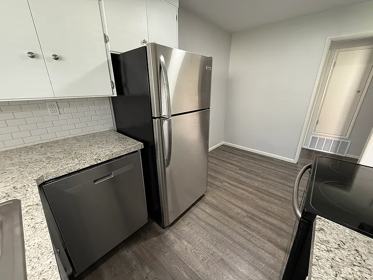 530 E Center St #2 — Photo 6