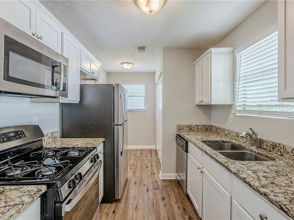6895 Brown Dr S, South Fulton, GA 30213