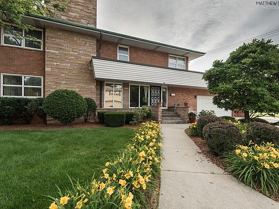 5th image of 7718 W 65th St