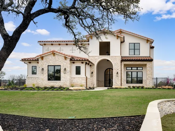10621 Arrowhead Point Dr, Fort Worth, TX 76179