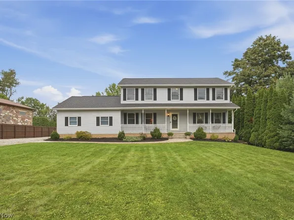 6295 Plum St NE, Louisville, OH 44641