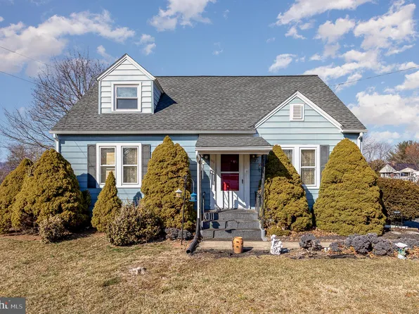 123 Wynnwood Ave, Carlisle, PA 17013